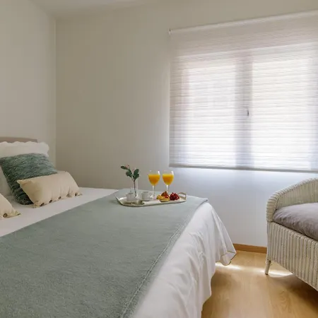 U-nique Ollerias Apartment